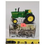 1/43 John Deere 4010 Diesel Tractor