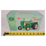 1/16 John Deere 620 Tractor