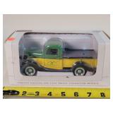 1937 Ford John Deere 1/24 Dealer Pickup