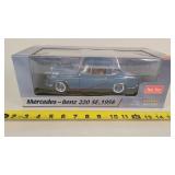 1/18 1958 Mercedes Benz 220SE
