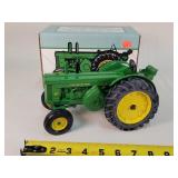 1/16 John Deere 80 Diesel Tractor
