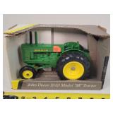 1/16 John Deere AR Tractor