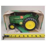 1/16 John Deere R Diesel Tractor