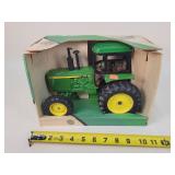 1/16 John Deere 4455 MFWD Tractor