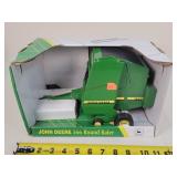 1/16 John Deere 566 Round Baler