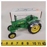 1/16 John Deere BW - 40 Tractor