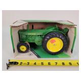 1/16 John Deere R Diesel Tractor