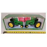 1/16 John Deere 50 & 60 Tractor Set