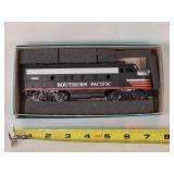 HO Scale Southern Pacific 6169 Train Engine