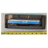 HO Scale Great Northern Train Engine