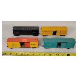 4- HO Cattle Train Cars