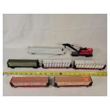 6- Loaded HO Flat Cars & Crane Car