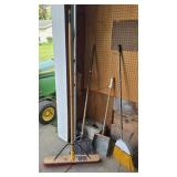 Coarse Shop Broom & Other Broom