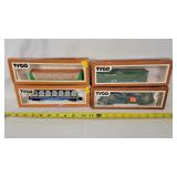 4- HO Train Cars