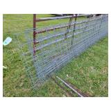 6 - Nice 16ft Hog Panels