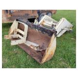 Tractor Loader off of Farmall 340 - 68" Bucket