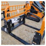 New Land Honor 42" Skid Steer Pallet Fork