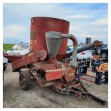 Farmhand 60 Mixer Mill
