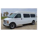 2001 GMC Savana Van