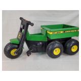 John Deere AMT 600 Pedal 5 Wheeler