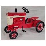 International 660 WF Pedal Tractor
