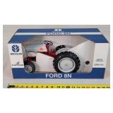 1/8 Ford 8N Tractor NIB