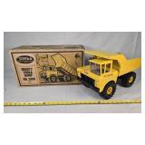 Mighty Tonka Dump Truck in Box - No. 3900