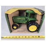 1/16 John Deere Sound Gard Tractor