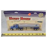 1/64 Ford LTL 9000 Semi & Tanker