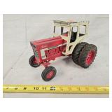 1/16 International 1466 Tractor - Rough Paint