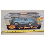 1/18 1961 Chevrolet Corvette Convertible