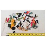 Action Figure Guns & Accessories