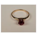 10K Gold Ring - 2.7 Gram - Size 6.5