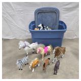 Tote of Many Toy Horses