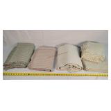 Table Cloths & Place Mats