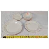 16 Pieces of Corelle Dinnerware