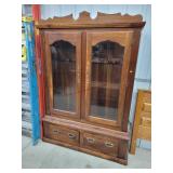 10 Gun Walnut Cabinet - 52x72