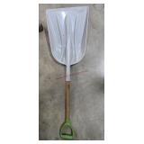 Plastic Scoop Shovel  - Few Cracks