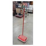 Bissell 16" Vintage Push Sweeper
