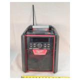 Milwaukee Blutooth Radio / M18 Charger