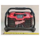 Milwaukee Radio ( Takes Old Style Battery)