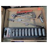 Blackhawk 1/4" Angle Ratchet & 10pc Socket Set