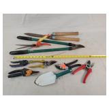 Twig Trimmers & Garden Tools