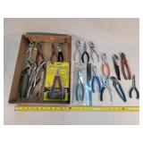 Many Pliers