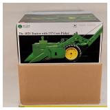 1/16 John Deere 4020 Tractor w/ 237 Corn Picker