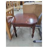 Low End Table - 20x20x16t