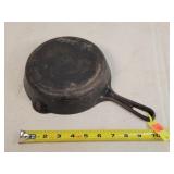 Griswold No 5 Cast Iron Skillet - Dirty