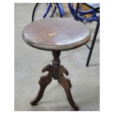 Weathered Fern Stand 18' - Rickety