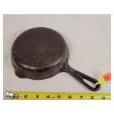 Griswold No 3 Cast Iron Skillet - Dirty