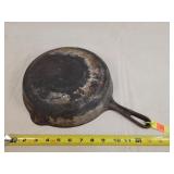 Griswold No 8 Cast Iron Skillet - Dirty